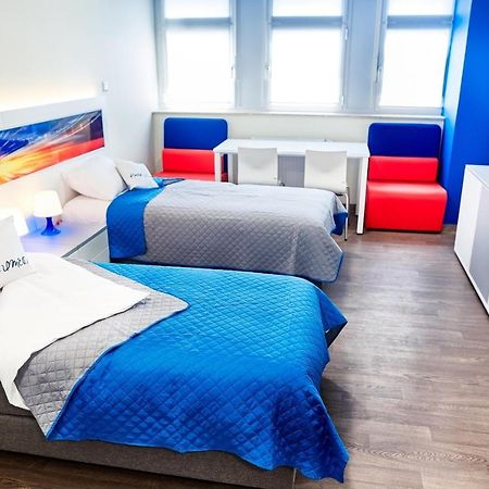 Hostel Umed 罗兹 外观 照片