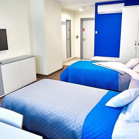 Hostel Umed 罗兹 外观 照片