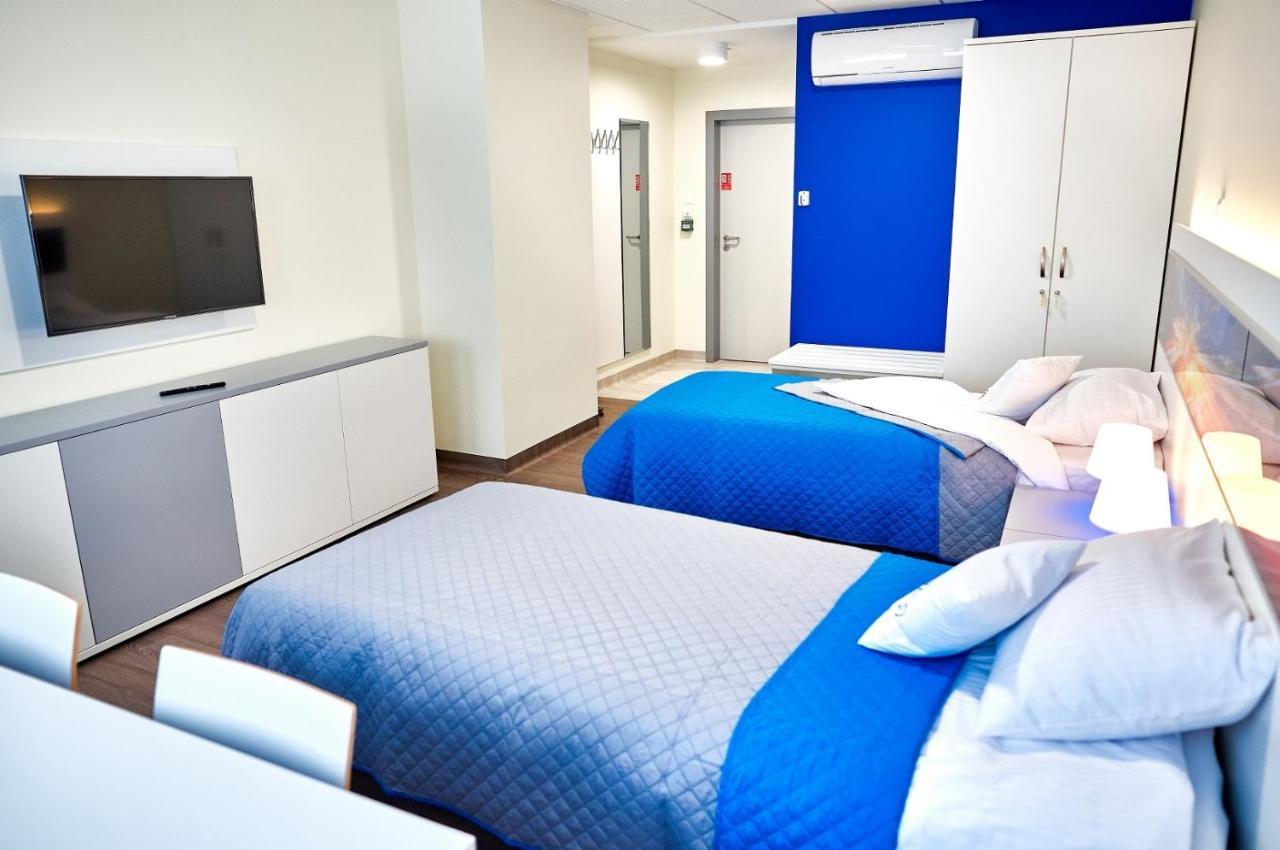 Hostel Umed 罗兹 外观 照片